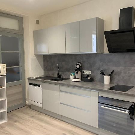 Studio Avec Cours Lägenhet Fourques  Exteriör bild